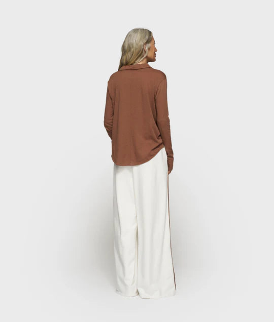 BLUSA cruzada truffle