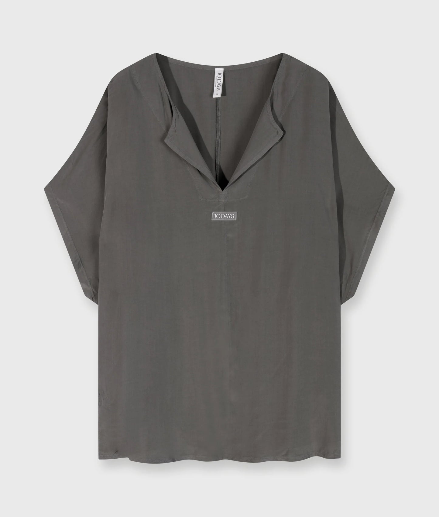 CAMISETA ANCHA