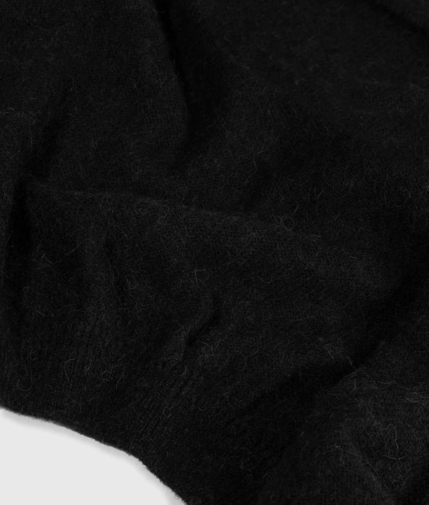 SUÉTER DE PUNTO cuello redondo negro