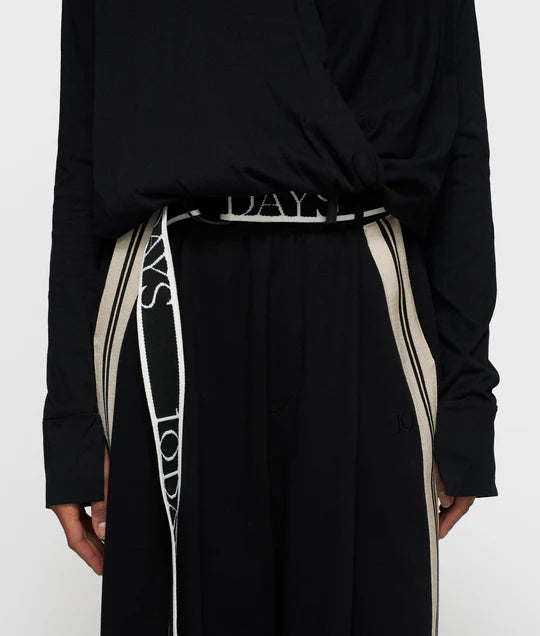 BLUSA cruzada black