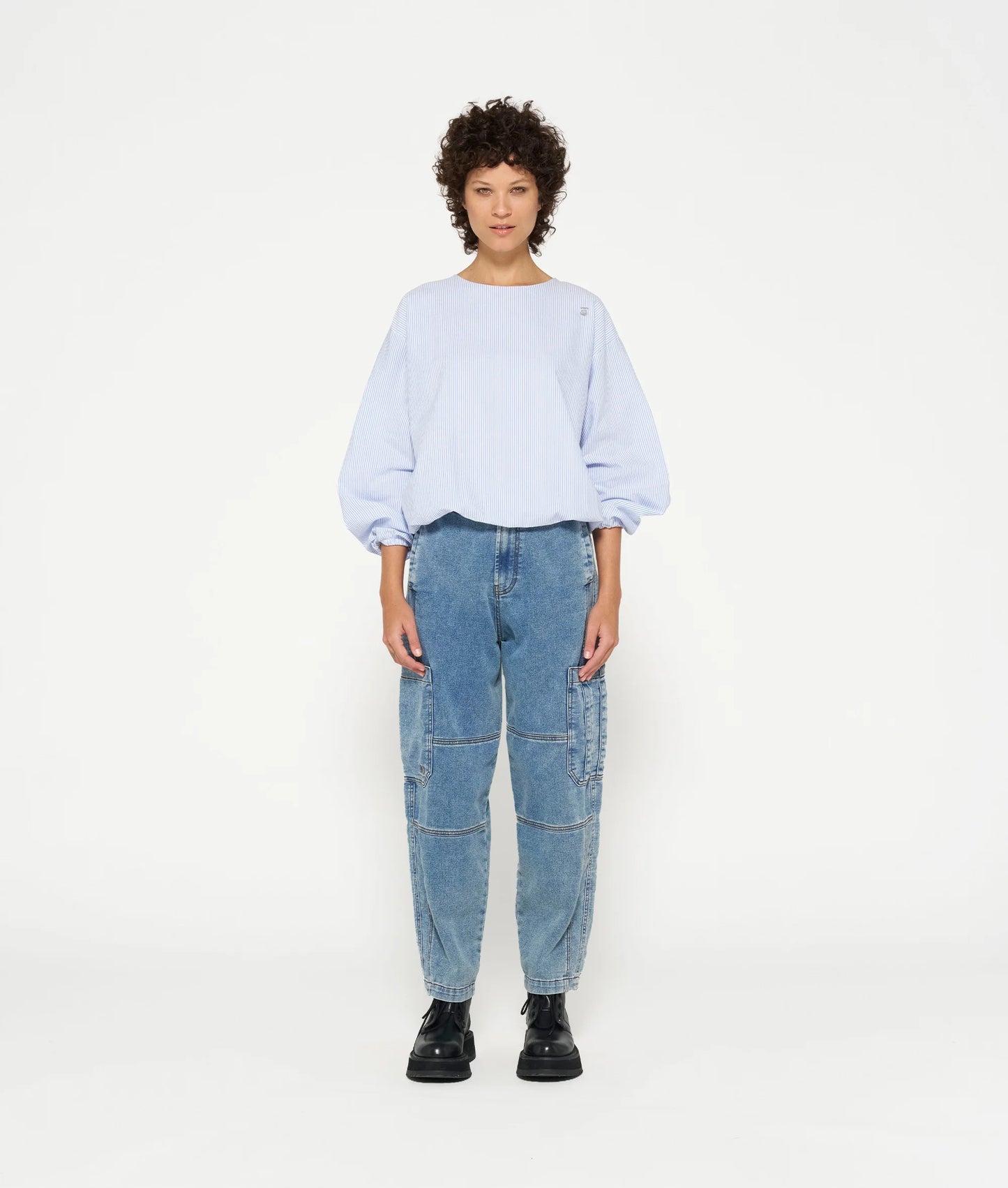 PANTALONES DE MEZCLILLA SUAVES