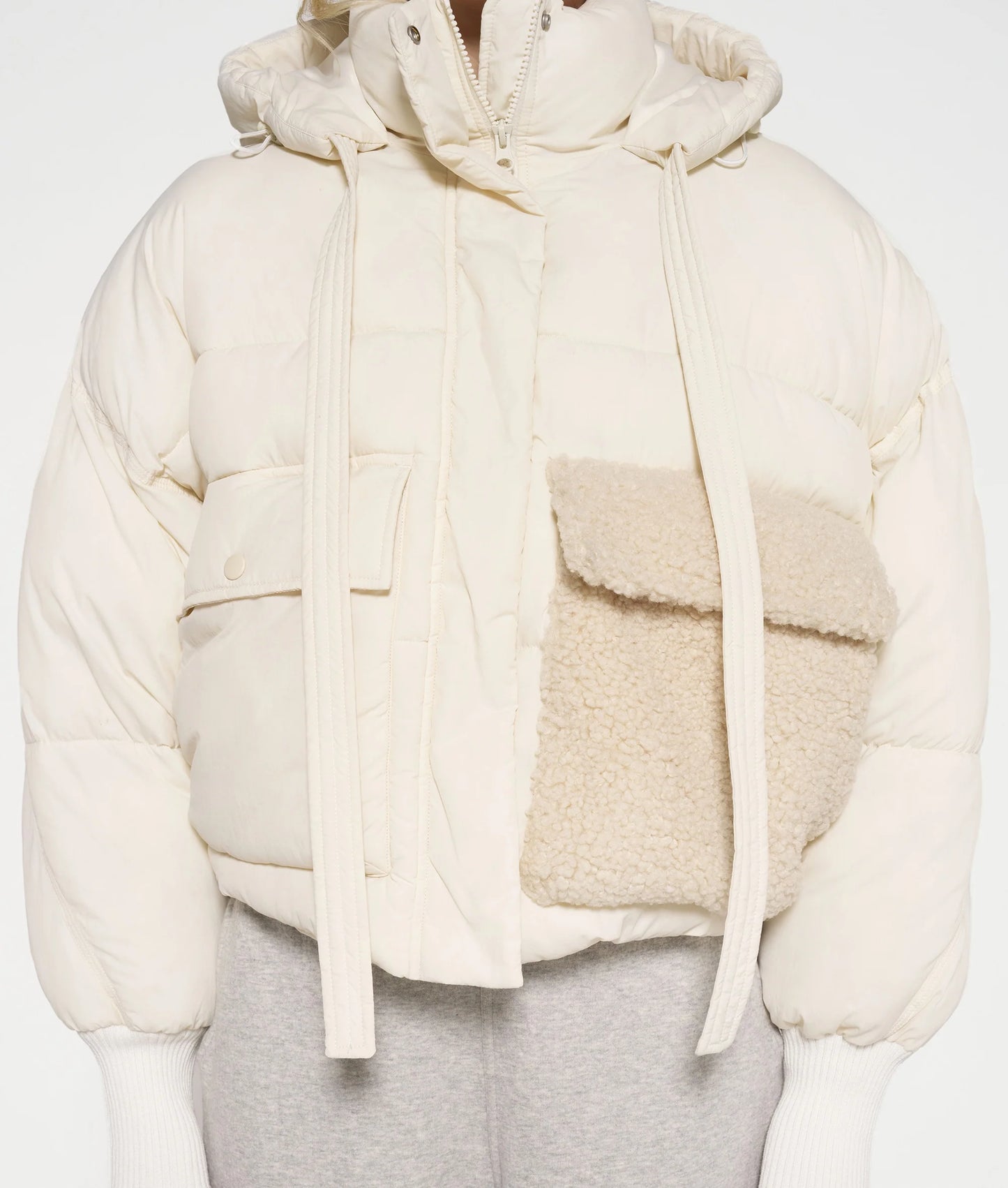 CHAQUETA ACOLCHADA CORTA