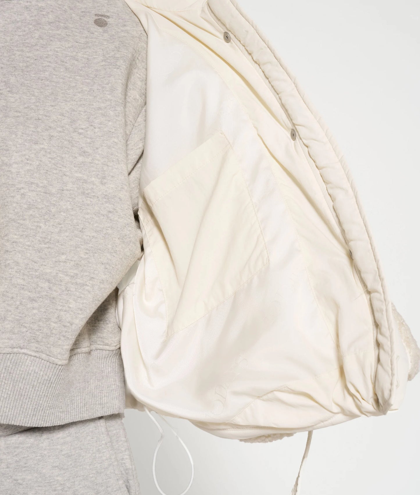 CHAQUETA ACOLCHADA CORTA
