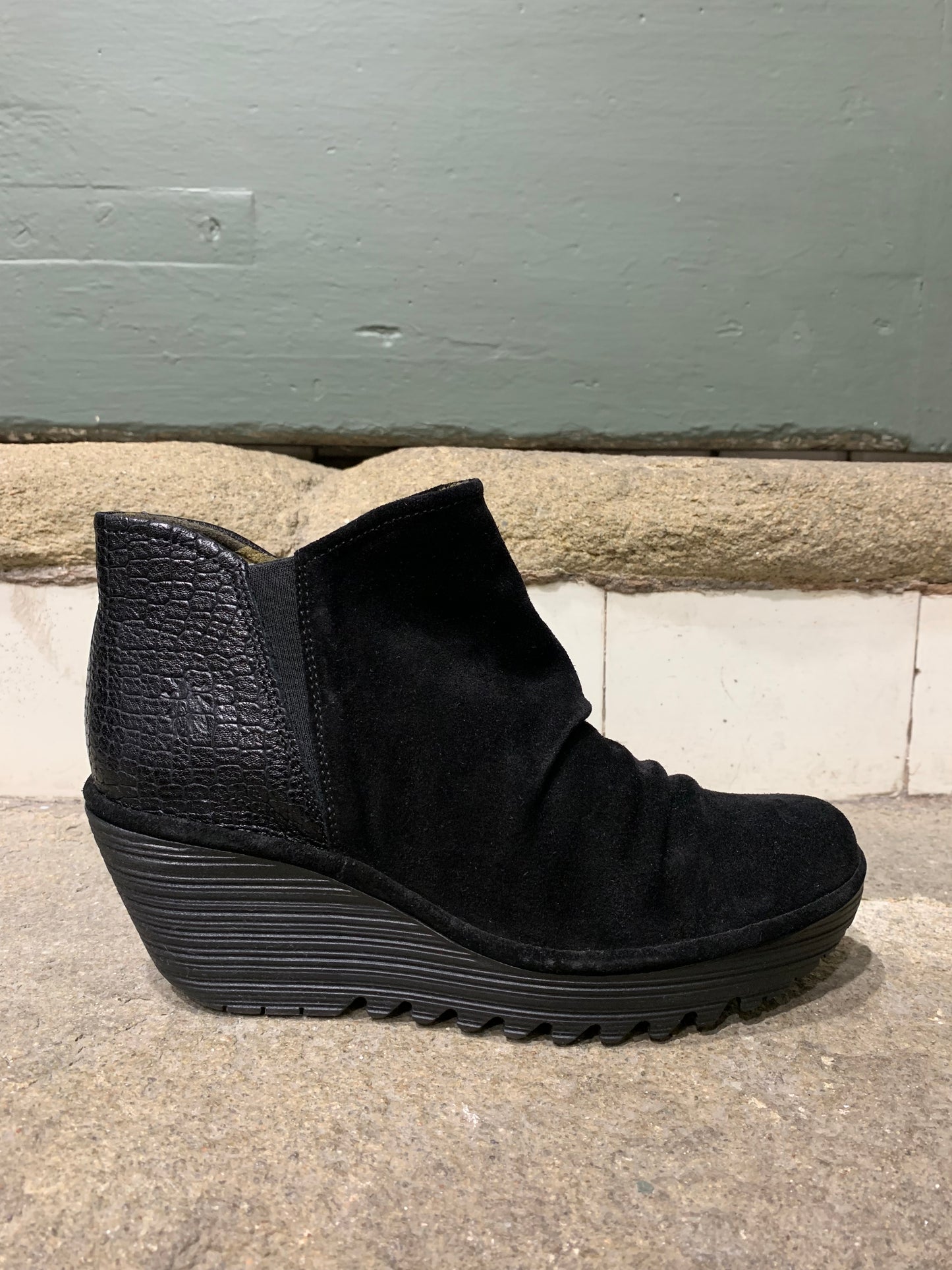 BOTA YAMY266