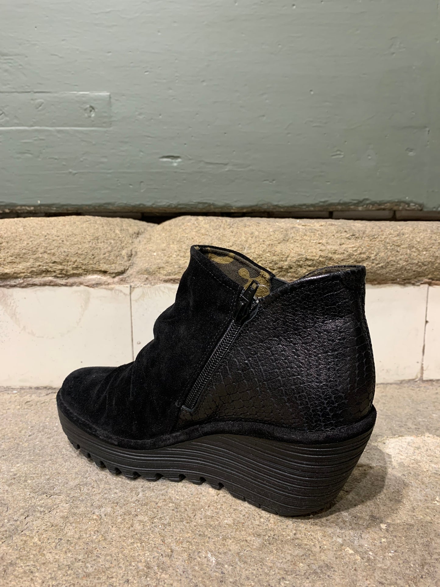 BOTA YAMY266