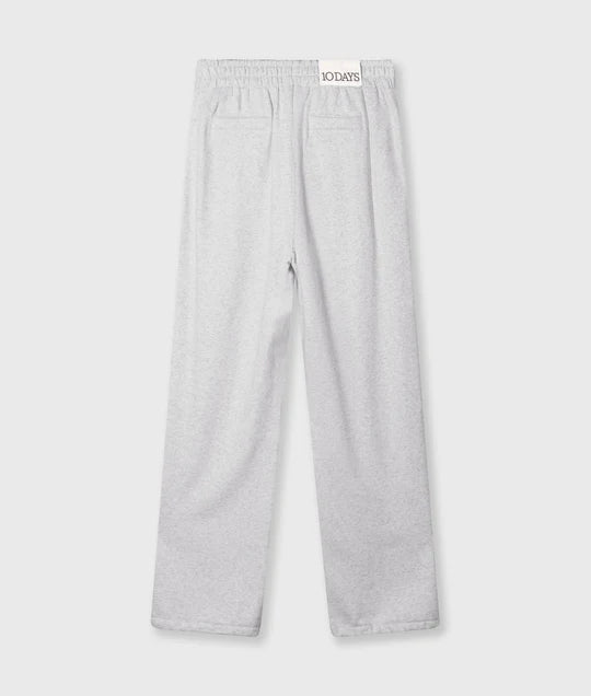 JOGGER con cinturón
