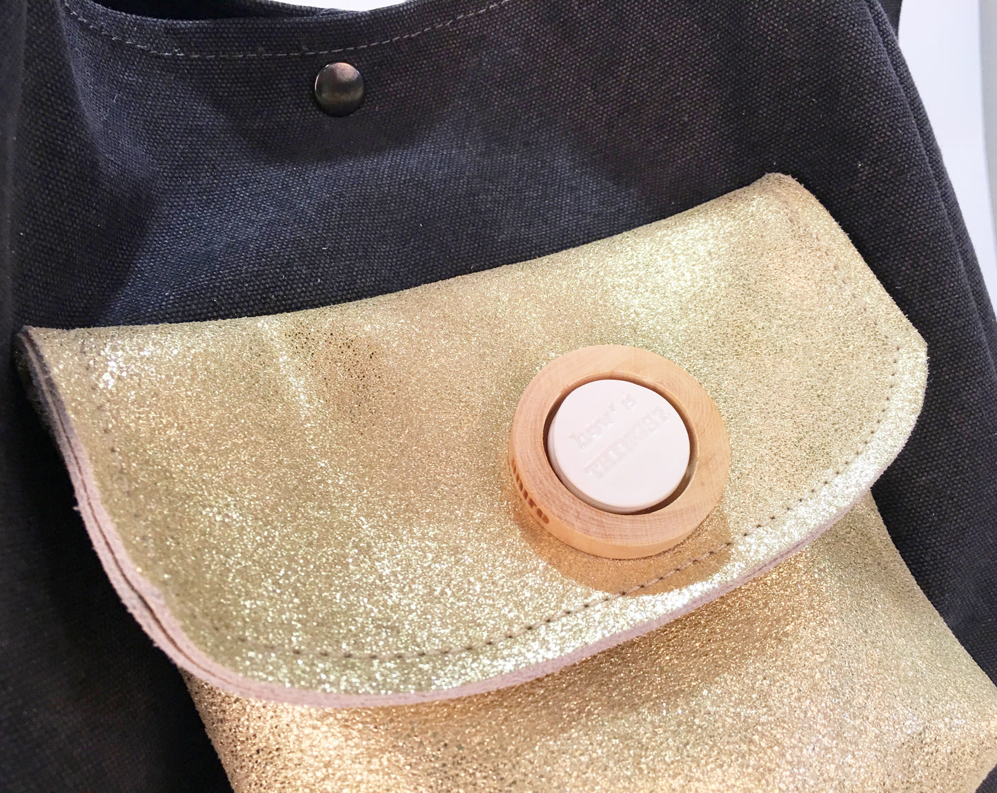 SAC BARCINO PEQUEÑO Black/Oro