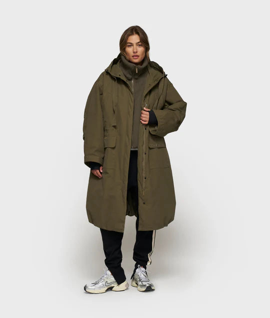 PARKA LARGA