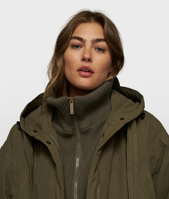 PARKA LARGA