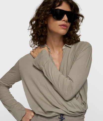 BLUSA cruzada fog