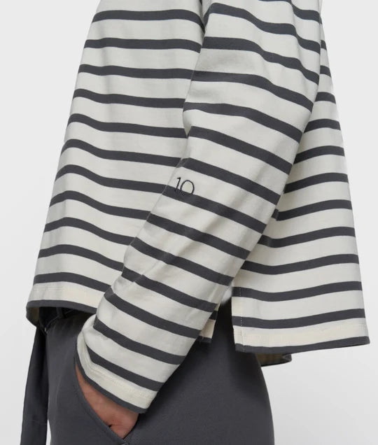 TOP de cuello barco