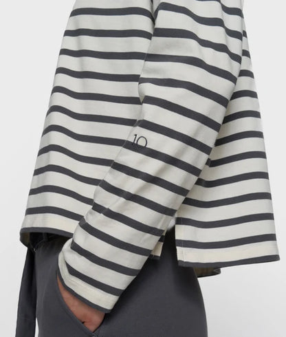 TOP de cuello barco
