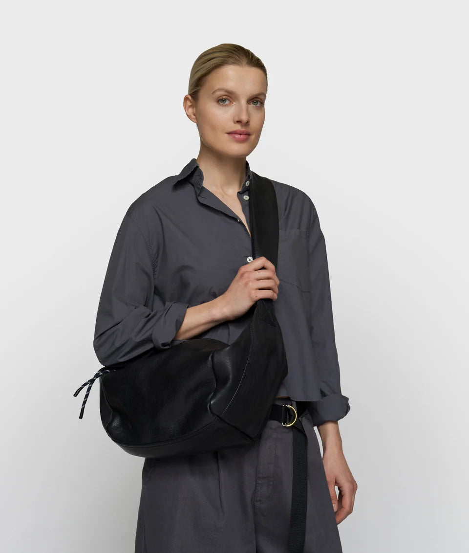 BOLSO banana de cuero