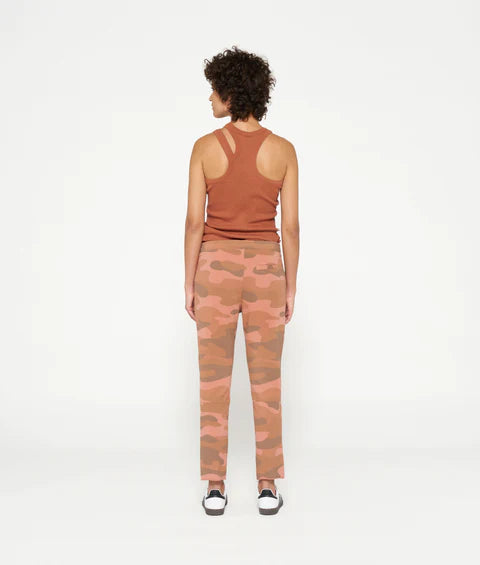 JOGGER CAMUFLAJE  RECORTADO
