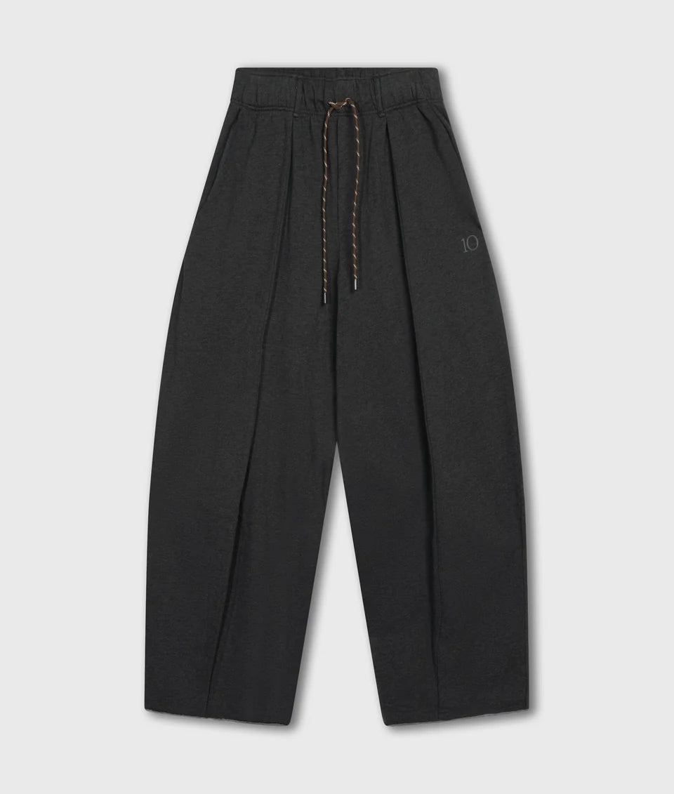 PANTALONES de corte holgado