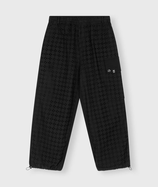 PANTALONES RECORTADOS