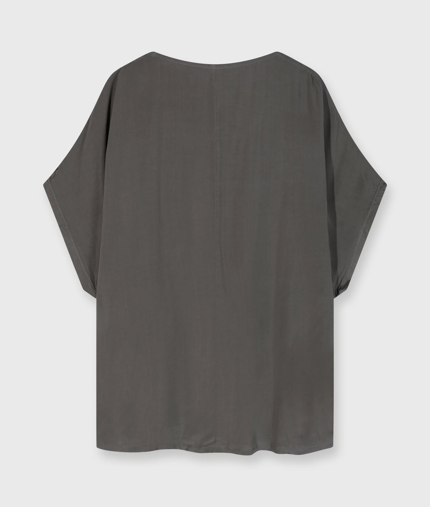 CAMISETA ANCHA