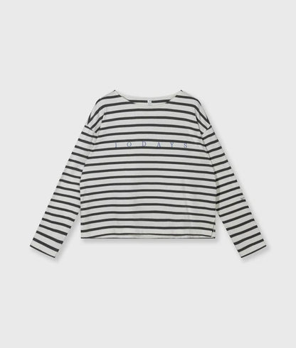 TOP de cuello barco
