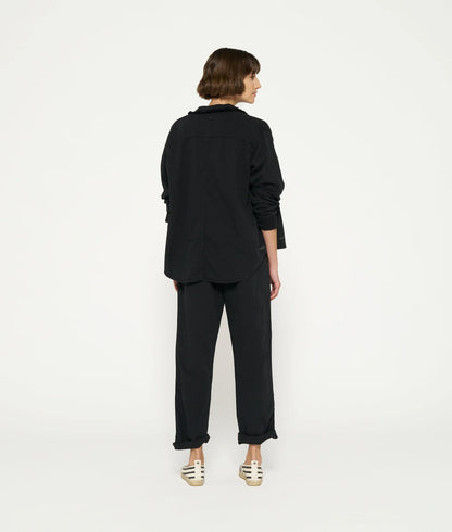 PANTALONES DE SARGA negro