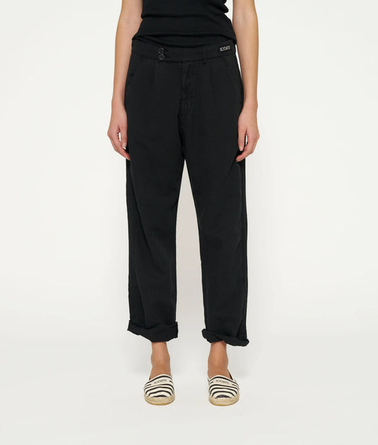 PANTALONES DE SARGA negro