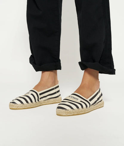 PANTALONES DE SARGA negro