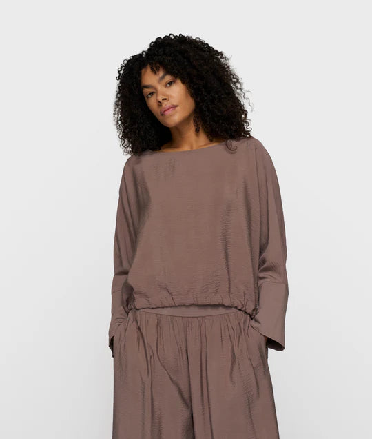 Blusa manga murciélago moonrock