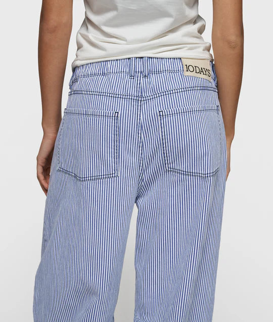 PANTALONES a rayas