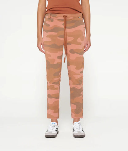 JOGGER CAMUFLAJE  RECORTADO