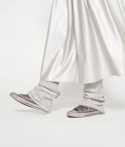 FALDA PLISADA EFECTO CUERO