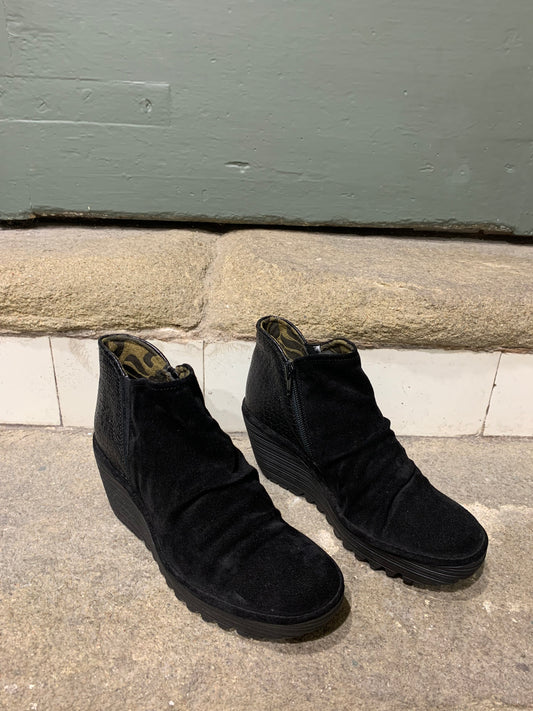 BOTA YAMY266