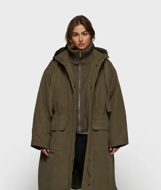 PARKA LARGA