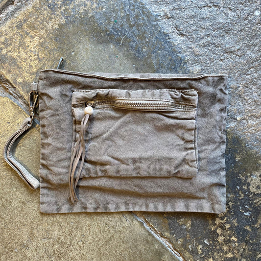 CLUTCH Topo